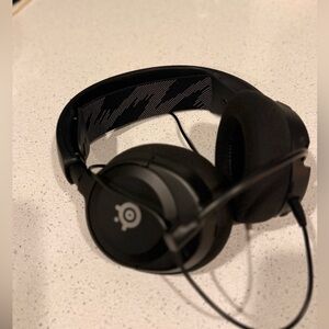 SteelSeries Black On-Ear Headphones (barely used)
